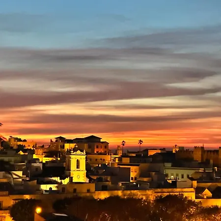 Sun Es Playa, Centro Y Vistas Al Estrecho *
